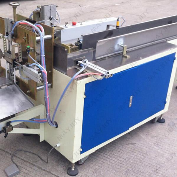 Semi-automatic Napkin Paper Packing Machine